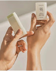 Слънцезащитен стик BEAUTY OF JOSEON Matte Sun Stick Mugwort+Camelia SPF 50+ PA++++, 18 gКорейска Козметика | LovelyMe